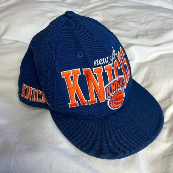 New York Knicks Hat - Picture 1 of 4